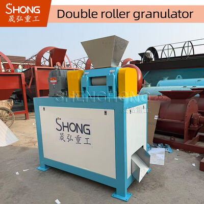 18.5KW Double Roller Granulator με μέγεθος ρόλων 186*300mm για την παραγωγή λιπασμάτων υγρασίας 2%-8%